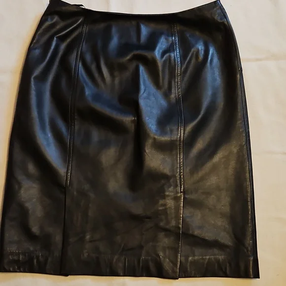 Talbots Black Leather Pencil Skirt - Picture 2 of 6